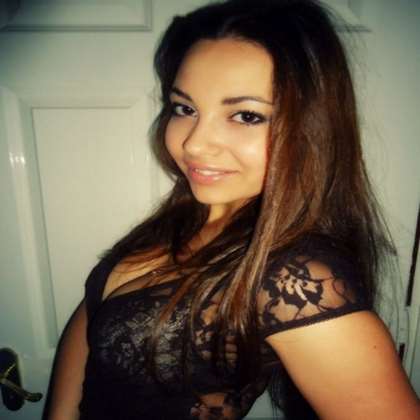 Namiętna Anna zadzwoń: 70-877-70-53 wew 567